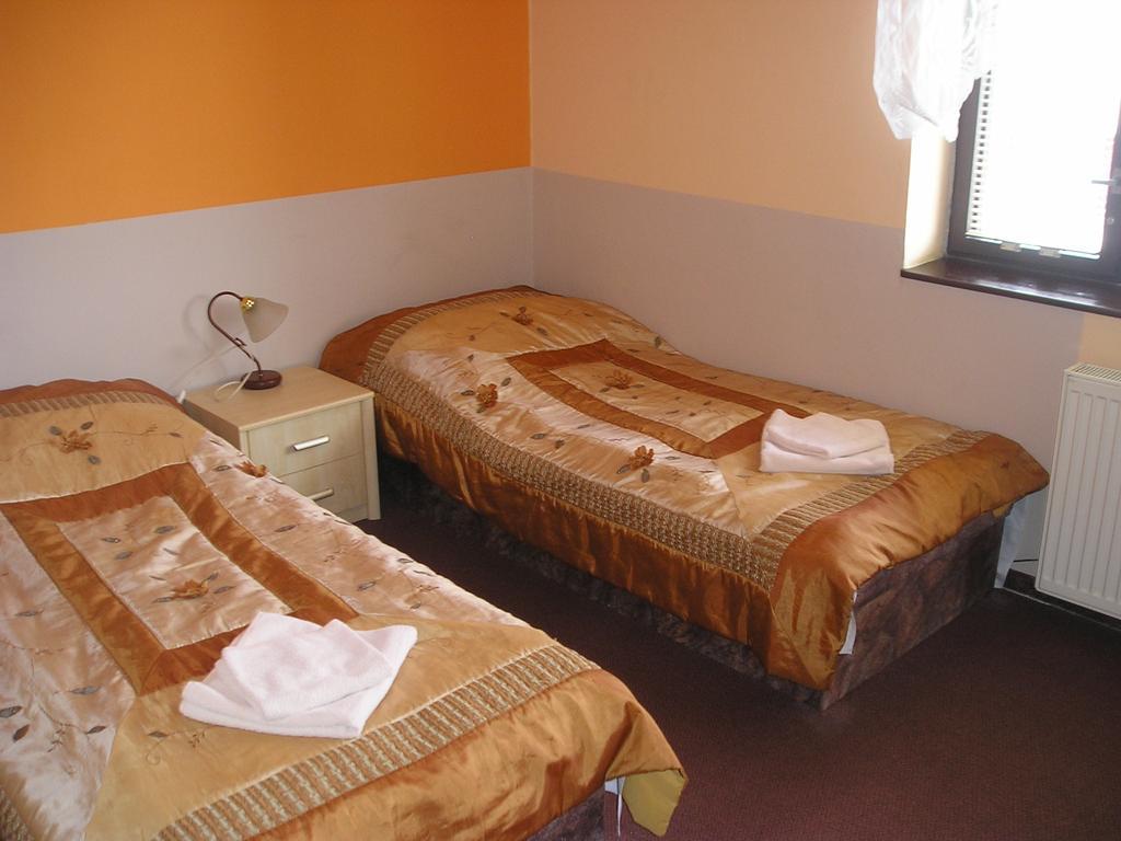 Hotel Global Соколов Екстериор снимка